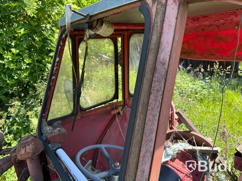 Massey Ferguson 35 med lastare -1964 (rep-objekt)