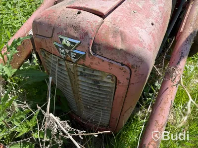 Massey Ferguson 35 med lastare -1964 (rep-objekt)