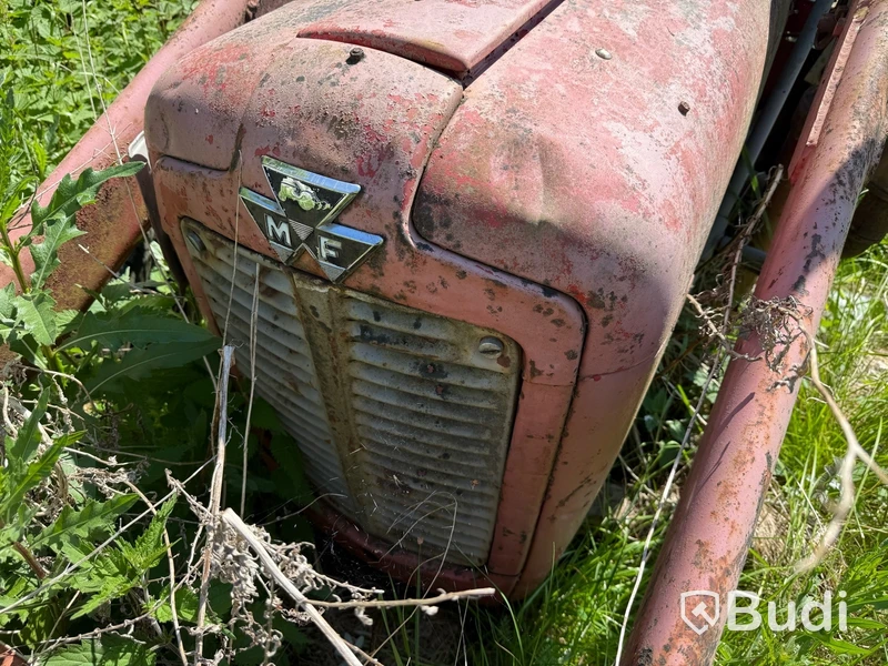 Massey Ferguson 35 med lastare -1964 (rep-objekt)
