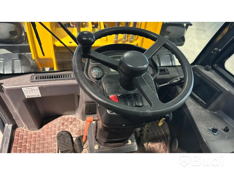 Wheel loader HAITU ZL918D with folding plow, bucket, lifting boom, forks, lowered 50 mm tow ball