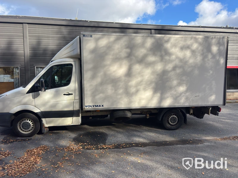 Transportbil Volkswagen Crafter, skåpbil, bakgavellyft