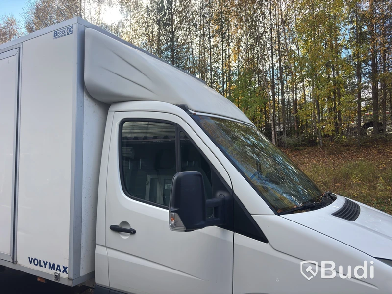 Transportbil Volkswagen Crafter, skåpbil, bakgavellyft