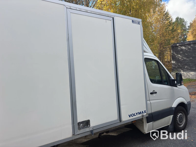 Transportbil Volkswagen Crafter, skåpbil, bakgavellyft