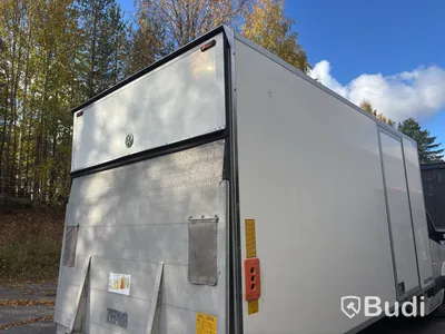 Transportbil Volkswagen Crafter, skåpbil, bakgavellyft