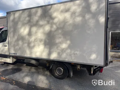 Transportbil Volkswagen Crafter, skåpbil, bakgavellyft