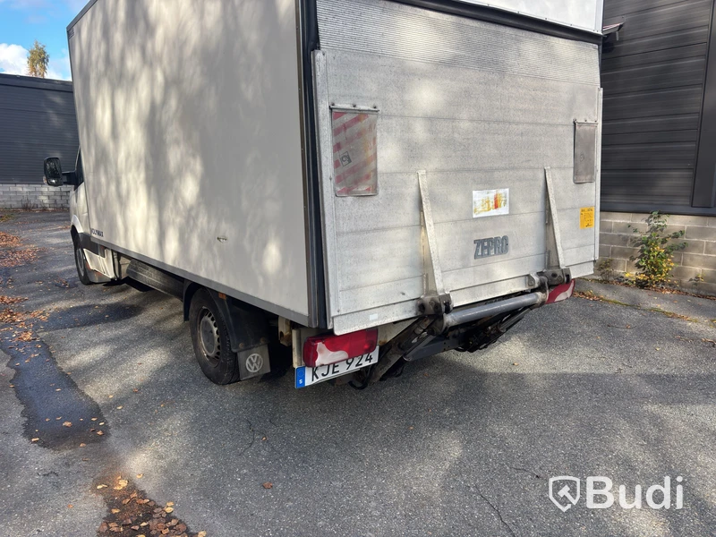 Transportbil Volkswagen Crafter, skåpbil, bakgavellyft