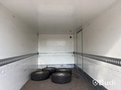 Transportbil Volkswagen Crafter, skåpbil, bakgavellyft