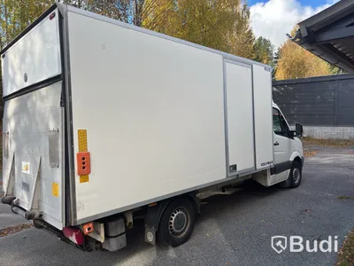 Transportbil Volkswagen Crafter, skåpbil, bakgavellyft