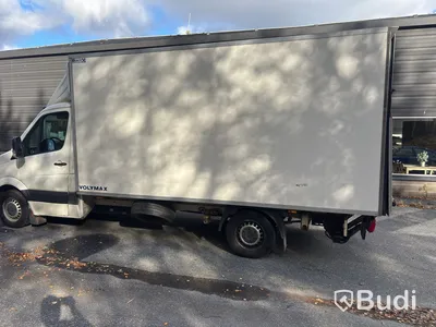 Transportbil Volkswagen Crafter, skåpbil, bakgavellyft
