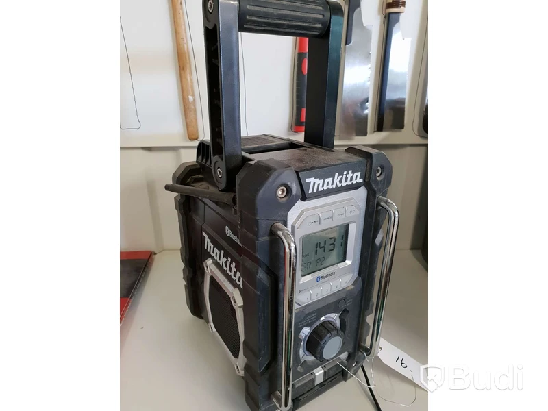Makita DMR106 Byggradio med Bluetooth funktion