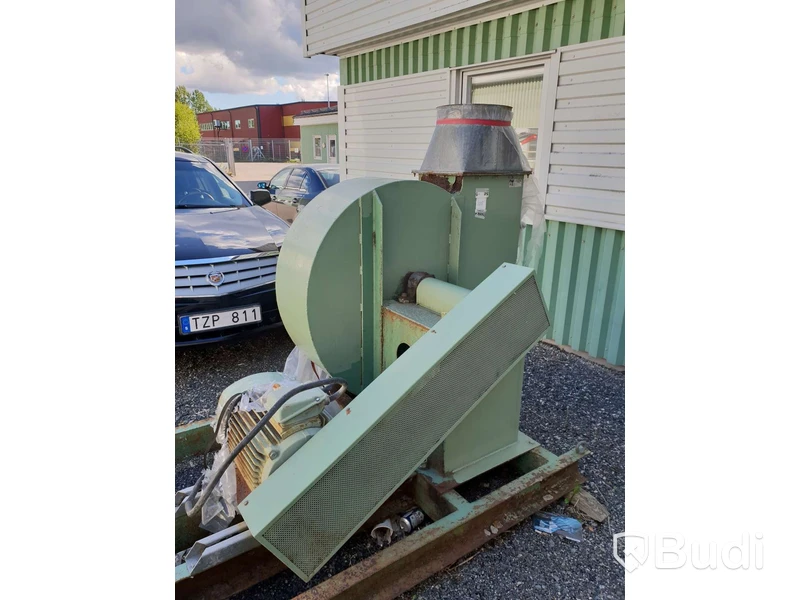 Utsugningsfläkt på stativ med styrdon