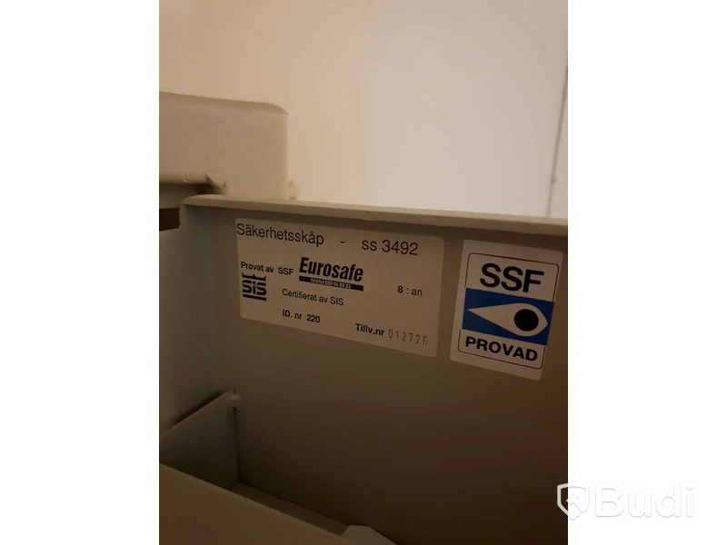 Vapenskåp Säkerhetsskåp ss 3492 Eurosafe SIS Märkt och provat av SSF
