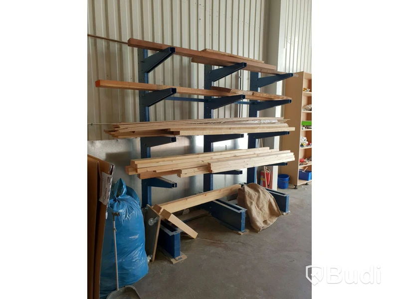 Materialställning B2300 x H2300 x D800mm mtrl. Ingår ej.