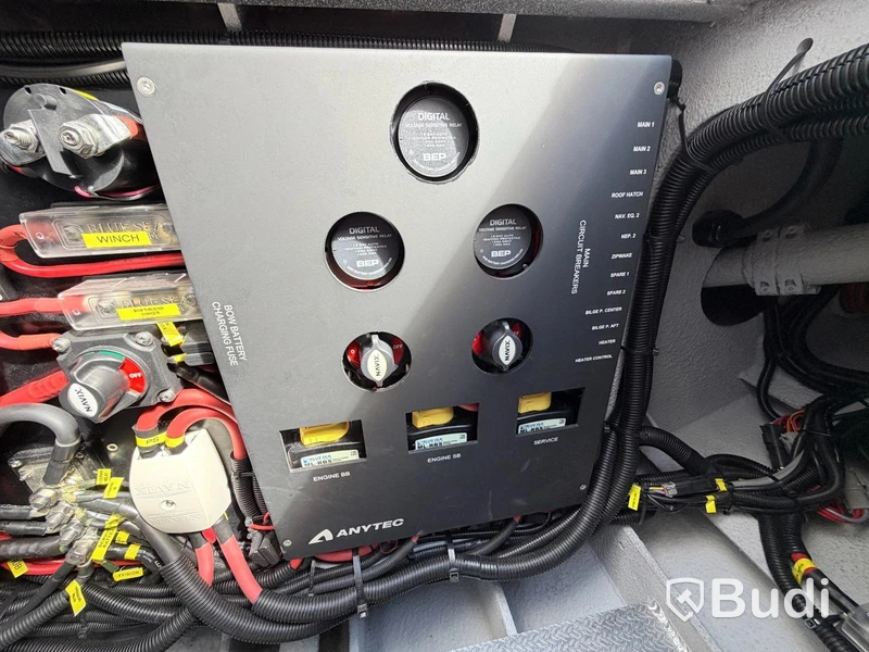 Anytec 868 CAB, 2024 – 2 × Mercury Verado V400 V10 – Used only as a demo