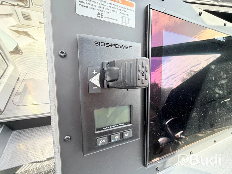 Anytec 868 CAB, 2024 – 2 × Mercury Verado V400 V10 – Used only as a demo