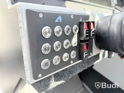 Anytec 868 CAB, 2024 – 2 × Mercury Verado V400 V10 – Used only as a demo