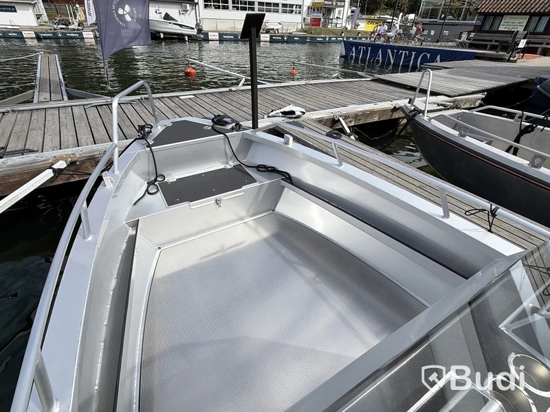 Ockelbo B18CC, 2025 – Mercury F115ELPT CT 4S – Ex-demo