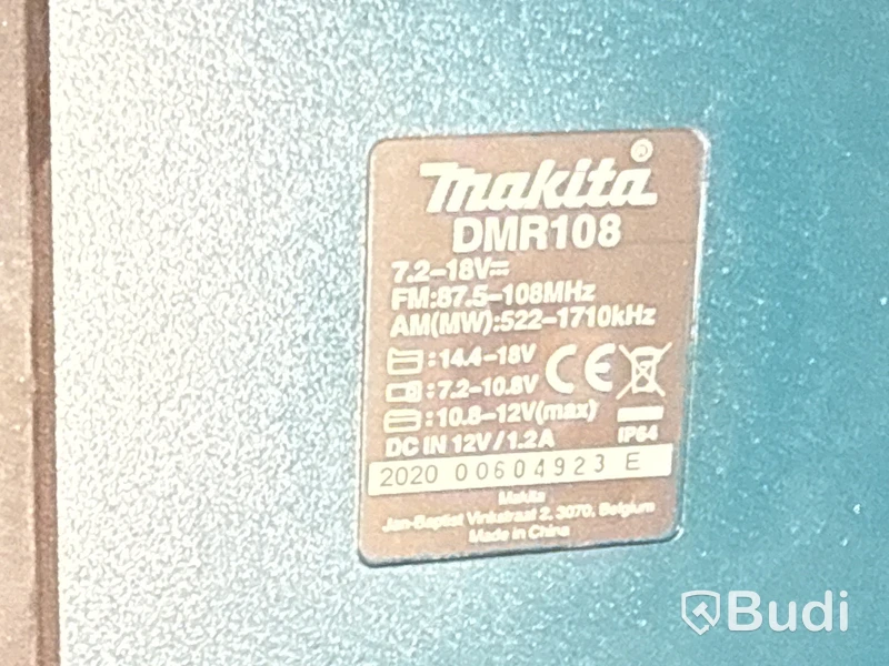 Makita DMR108 radio