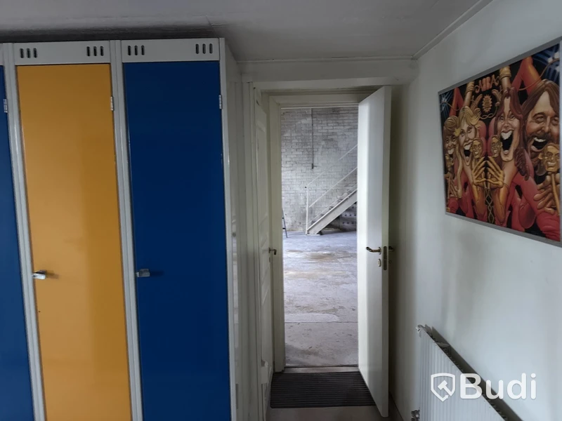 Klädskåp 9-platser