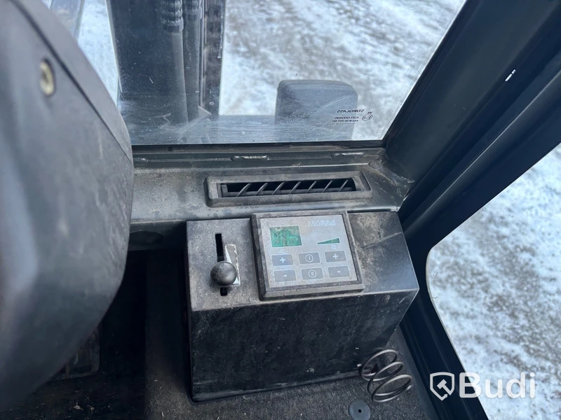 Gaffeltruck Linde  E25S 2011 med långgafflar