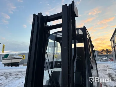 Gaffeltruck Linde  E25S 2011 med långgafflar