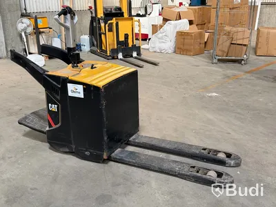 Palltruck CAT NPV20N2, 2 000 kg, batterier från 2025