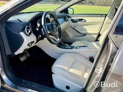 Mercedes-Benz CLA 45 AMG 4MATIC -2015 | 10 300 mil