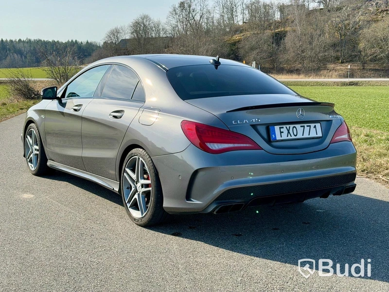 Mercedes-Benz CLA 45 AMG 4MATIC -2015 | 10 300 mil
