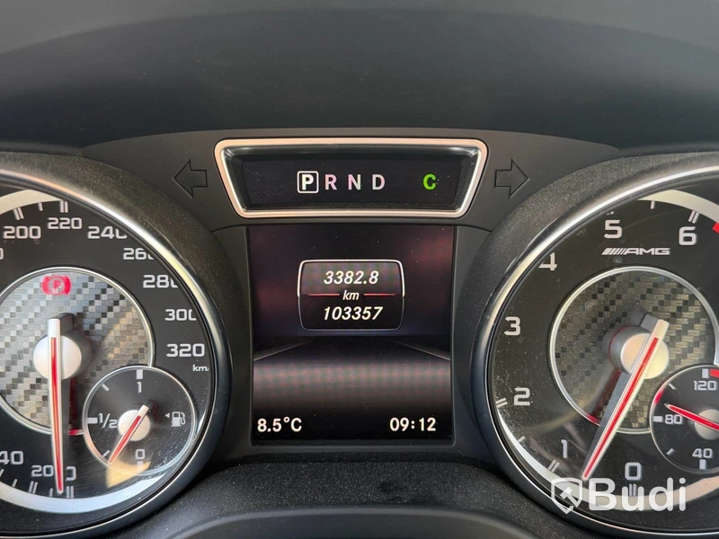 Mercedes-Benz CLA 45 AMG 4MATIC -2015 | 10 300 mil