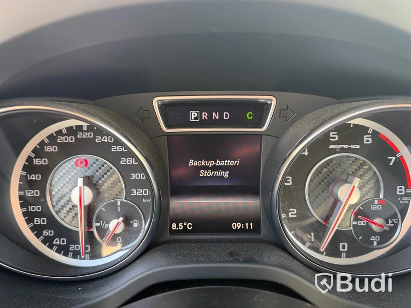 Mercedes-Benz CLA 45 AMG 4MATIC -2015 | 10 300 mil