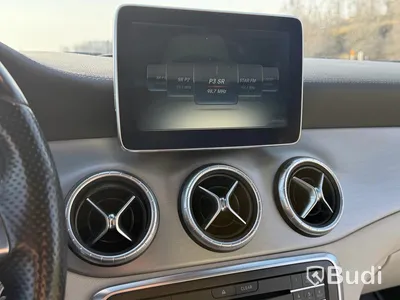 Mercedes-Benz CLA 45 AMG 4MATIC -2015 | 10 300 mil