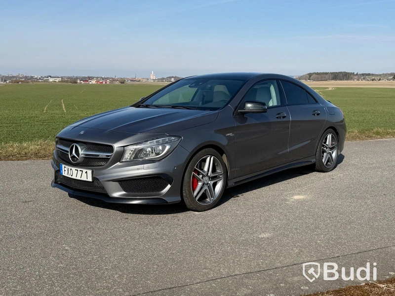 Mercedes-Benz CLA 45 AMG 4MATIC -2015 | 10 300 mil