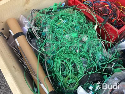 Pall med diverse labb-kabel , termoelement med mera