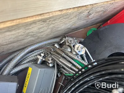 Pall med diverse labb-kabel , termoelement med mera