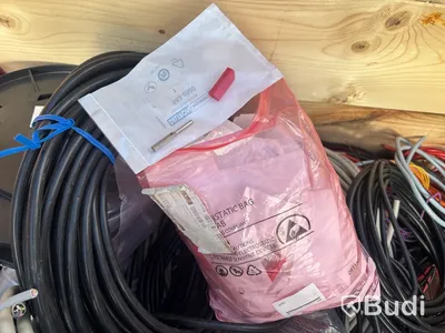 Pall med diverse labb-kabel , termoelement med mera