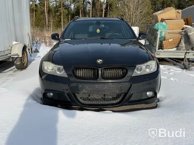 BMW 320i Touring Manuell, 170hk - 2010 - reparations/ reservdelsobjekt