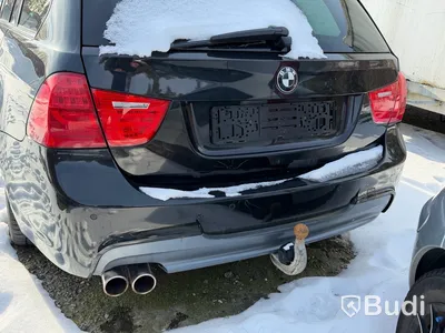 BMW 320i Touring Manuell, 170hk - 2010 - reparations/ reservdelsobjekt