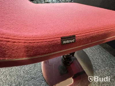 Materia Clip office chair, pink