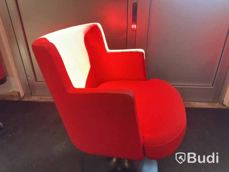 Johansson design Fåtölj röd, snurrfot