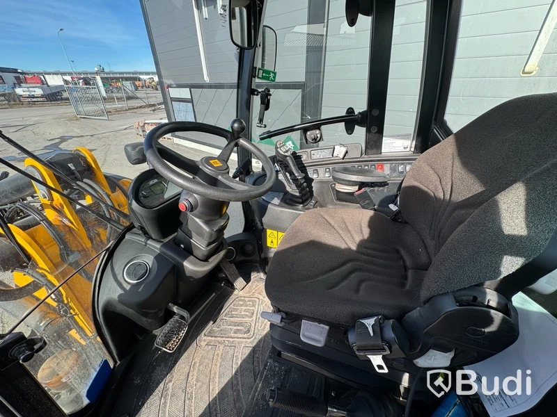 Hjullastare JCB 409 T4 -2015 | Gafflar