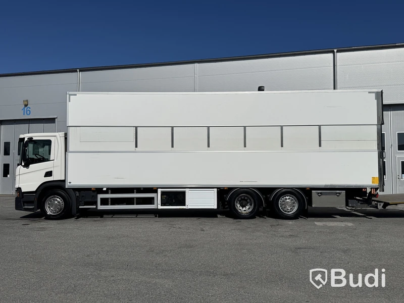 Refrigerated truck Scania P370 6x2-4 12.7 -2021 | Carrier | Height-adjustable