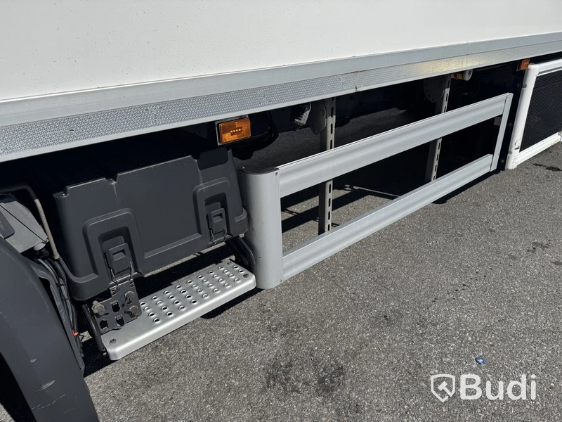 Refrigerated truck Scania P370 6x2-4 12.7 -2021 | Carrier | Height-adjustable