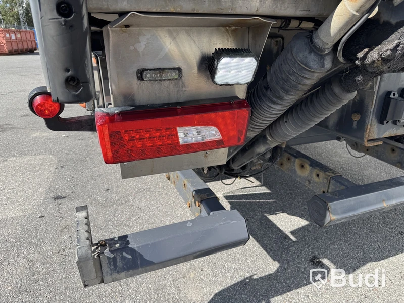 Refrigerated truck Scania P370 6x2-4 12.7 -2021 | Carrier | Height-adjustable