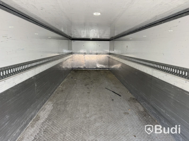 Refrigerated truck Scania P370 6x2-4 12.7 -2021 | Carrier | Height-adjustable