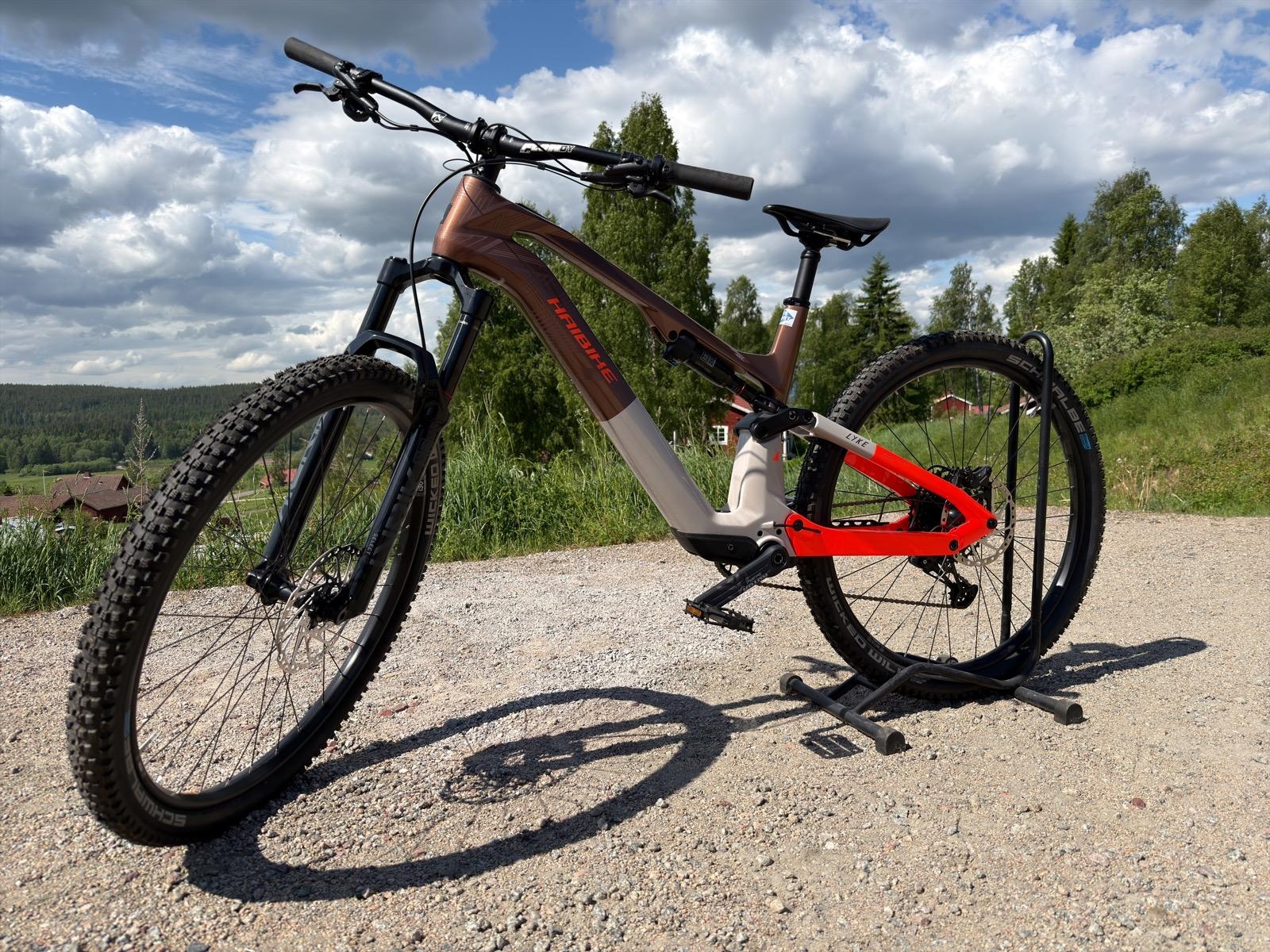 Elcyckel Haibike Lyke CF 10 2025 – heldämpad, large, 29"