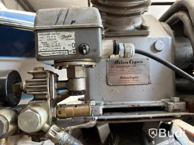 Atlas Copco industrikompressor på trycktank