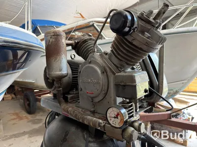 Atlas Copco industrikompressor på trycktank