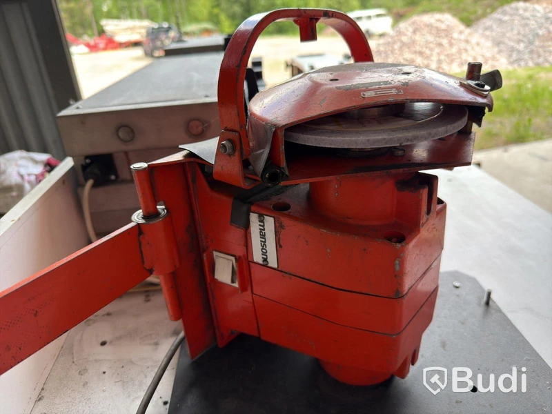 Skate sharpening machine CAG One/Speed One, with workbench and vacuum extractor