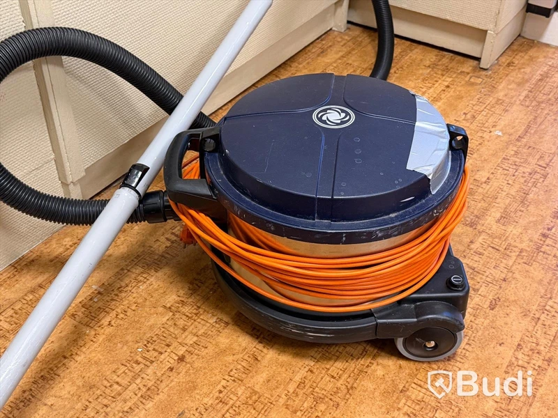 Dammsugare, Nilfisk VP930, 760 W