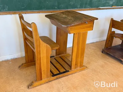 Skolbänk i trä, brun, retro